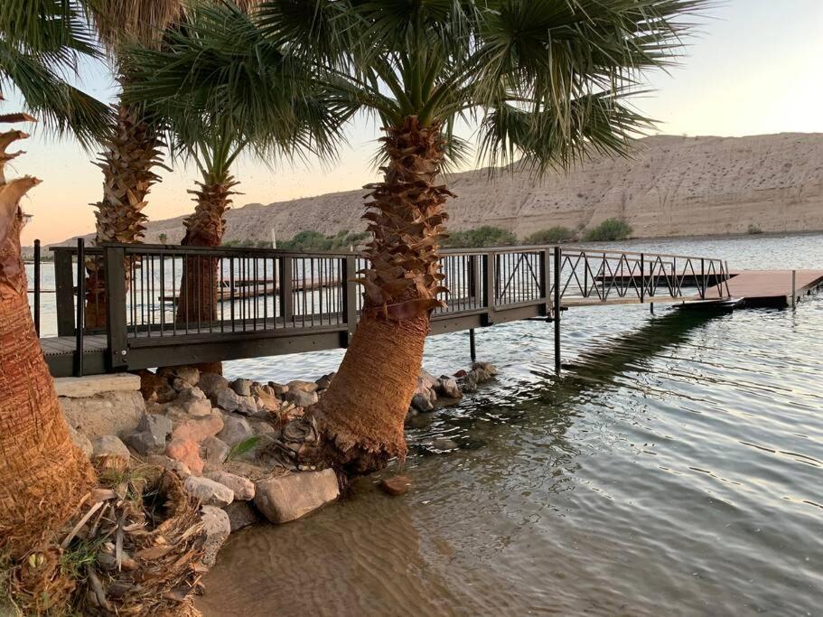 #2 Bedroom Cozy Suite, 1 Min Walk To The Beach # Bullhead City Kültér fotó